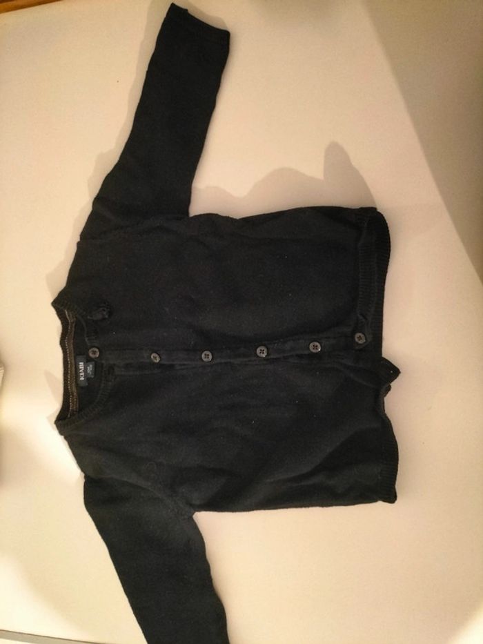 Lot 6 gilets 12 mois - photo numéro 8
