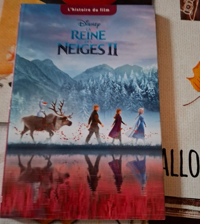 Livre Disney la reine des neiges 2 deux - photo numéro 1