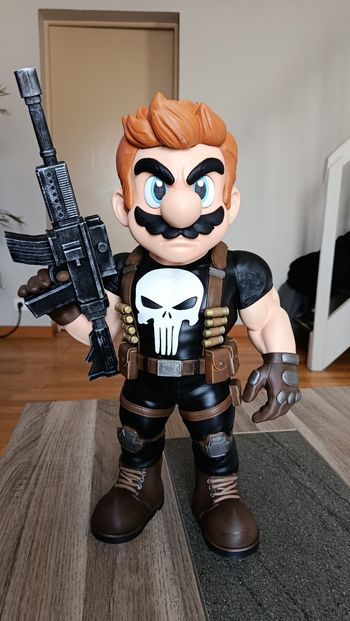 Mario Punisher 45 cm 