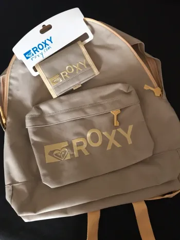 Ensemble sac à dos et porte monnaie ROXY Neuf