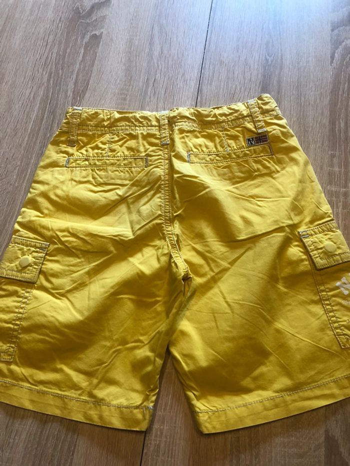 Short court Napapijri 6 ans - photo numéro 2