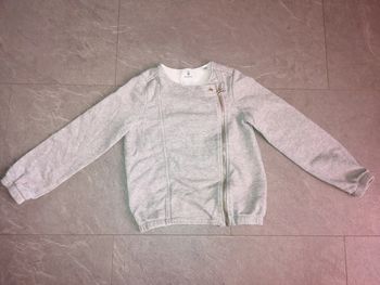 Gilet zipper okaidi taille 10 ans couleur gris pailleté