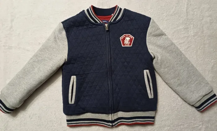 Veste Okaïdi 5 ans (réf perso T3)(familleac72)