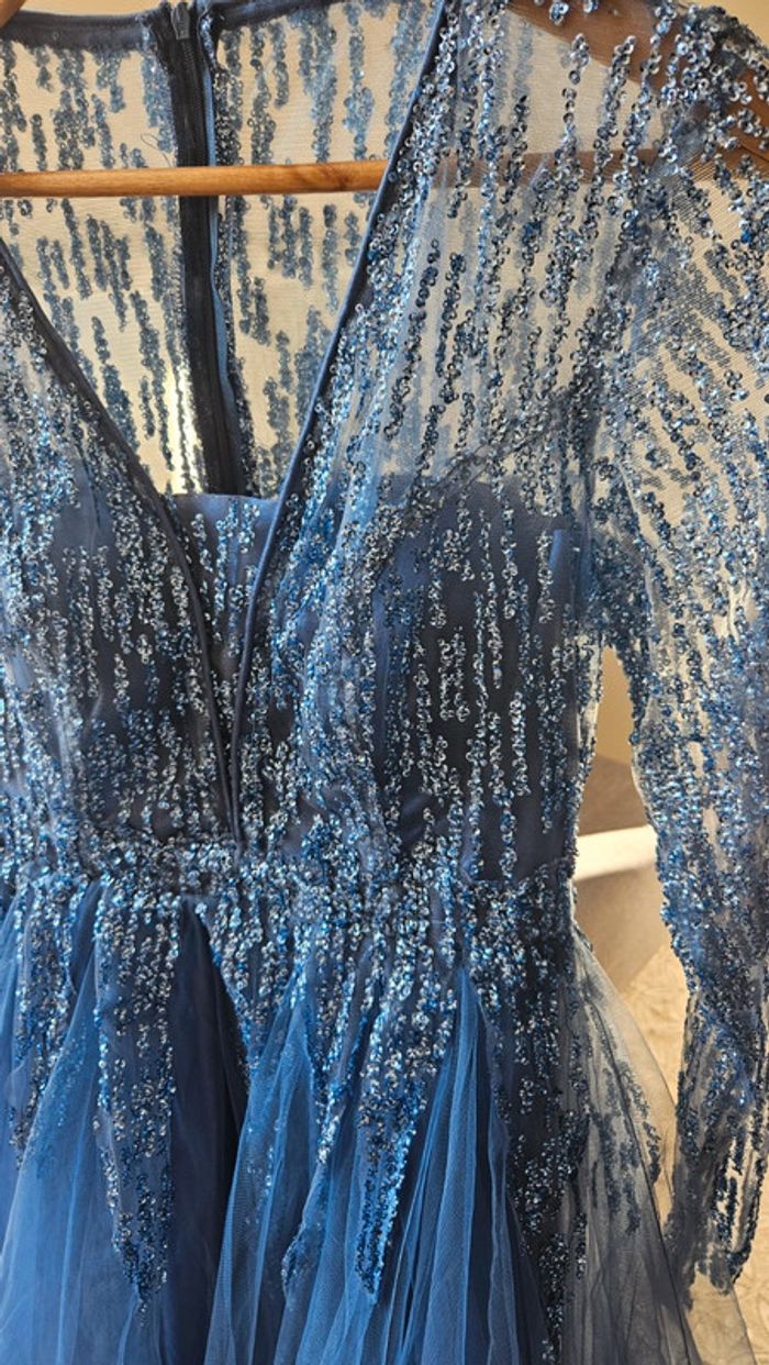 Robe bleue - photo numéro 4