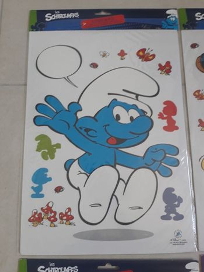Stickers muraux - Les Schtroumpfs - photo numéro 2