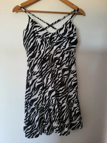Don't call me Jennyfer - robe courte taille S
