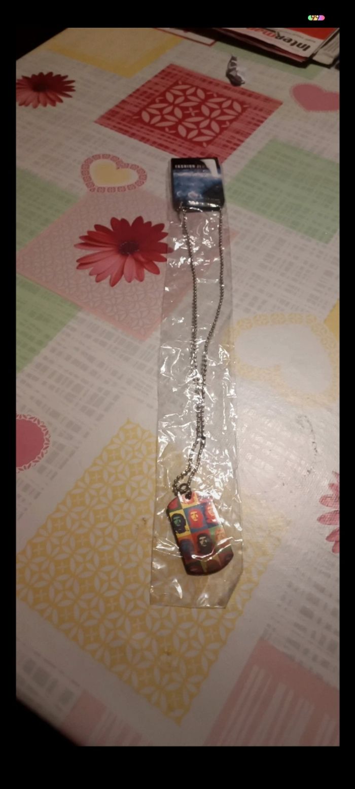 Collier Che guevara