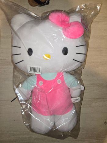 Enorme.peluche hello kitty neuve