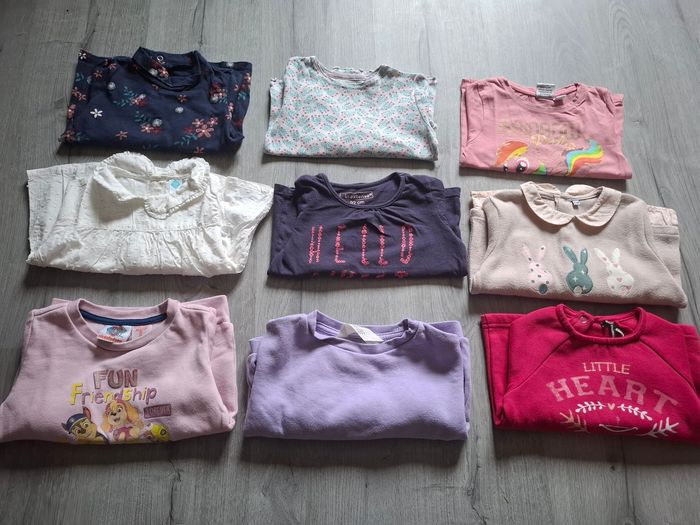 Lot de 9 hauts 24mois