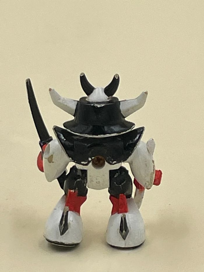 Figurine articulée LGTI Khann Series 1 Z-Bots Galoob Micro Machines 1992 - photo numéro 2