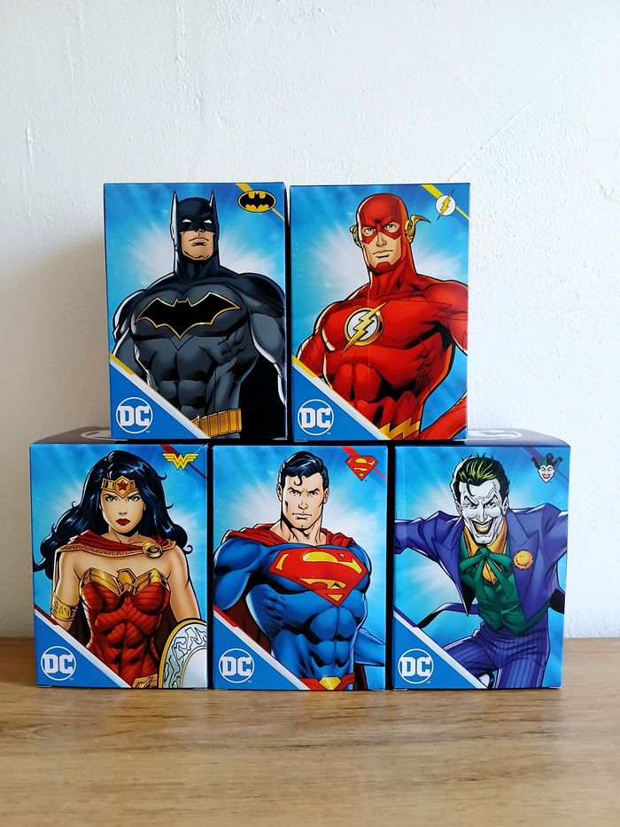 Lot DC Comics Figurines LED exclusitvité Auchan