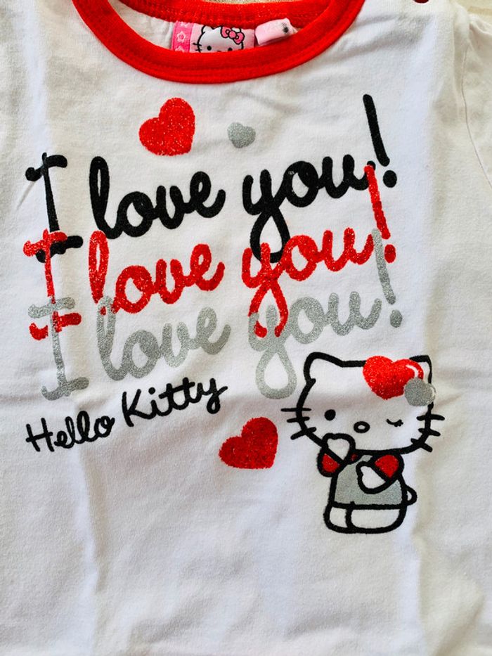 Ensemble casual tendance tee shirt  Hello Kitty et jean boot cut - photo numéro 4