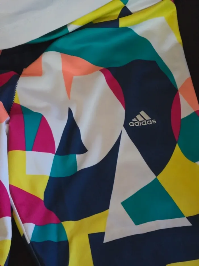 Ensemble coloré tee-shirt manches courtes et cycliste - photo numéro 10