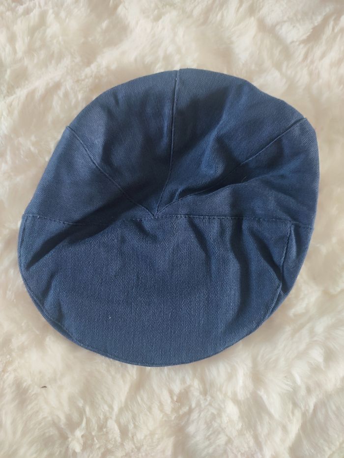 Béret bleu marine tape à l'œil 3-6 mois 44 cm
