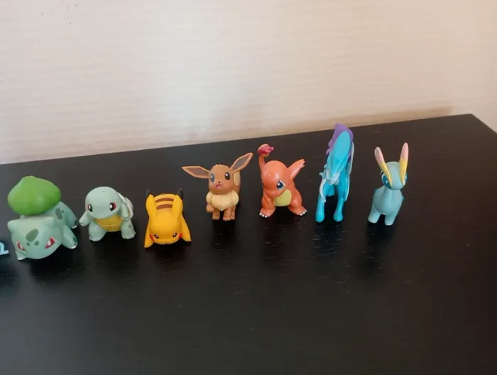 Lot de figurines pokemon - photo numéro 3