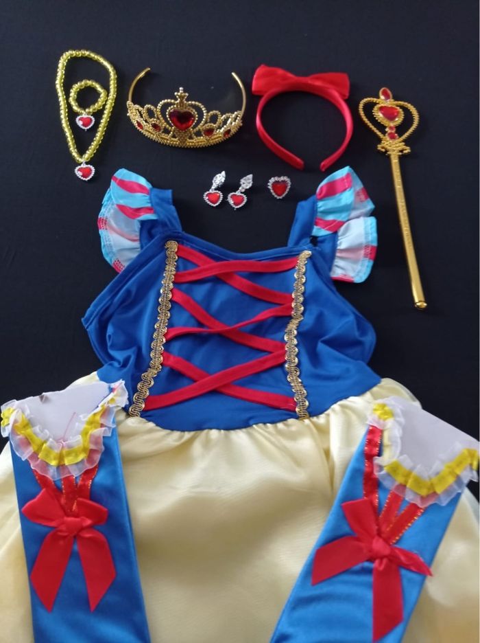 Déguisement blanche neige 4-5ans - photo numéro 2