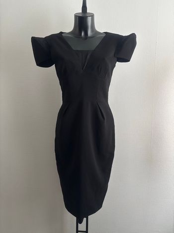 Robe noire élégante neuve
