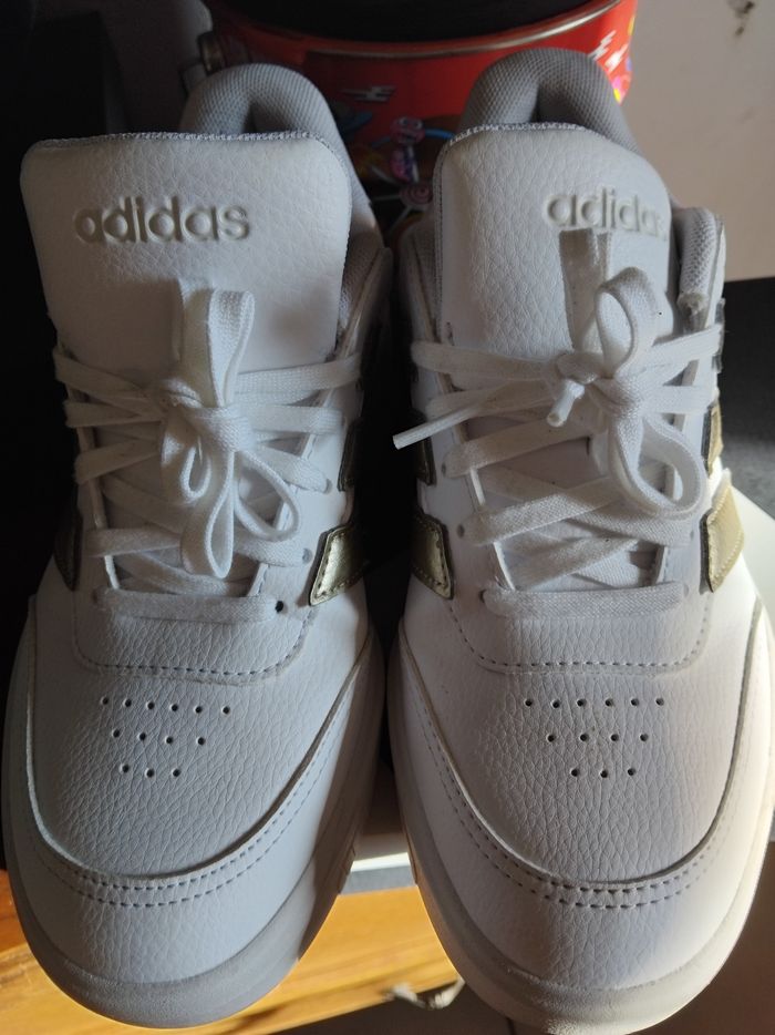 Adidas - photo numéro 2