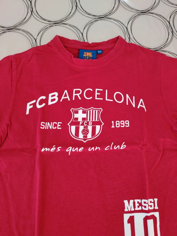 Tee shirt Barça 8 ans comme neuf - photo numéro 2
