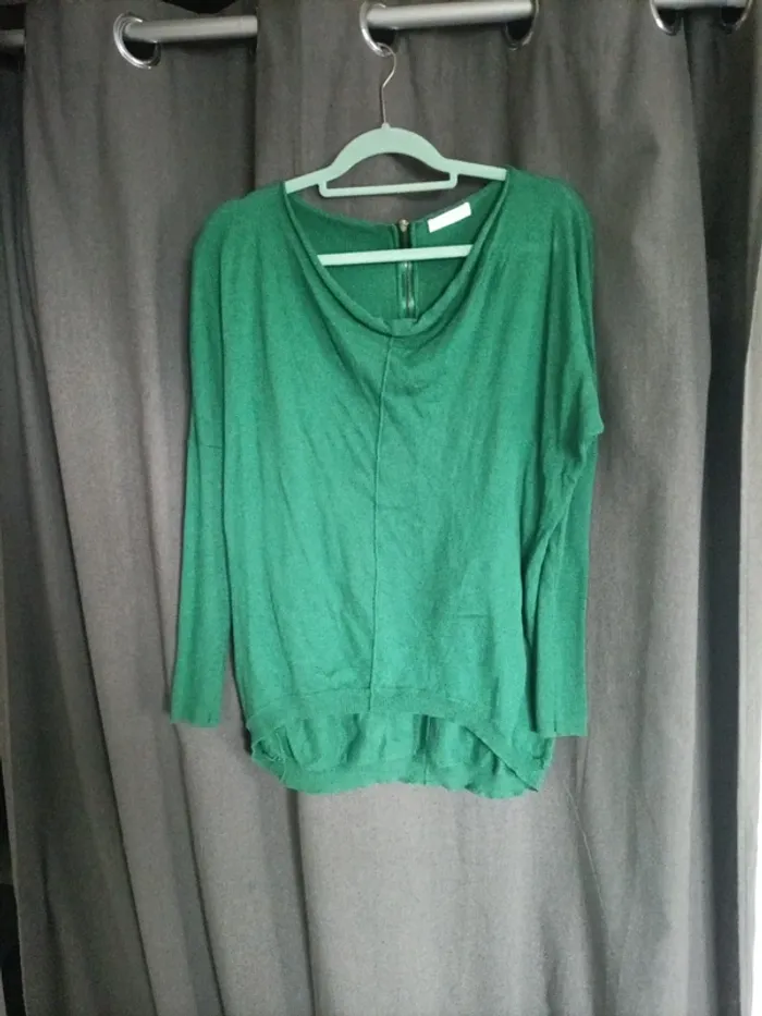 Pull en lainage vert émeraude