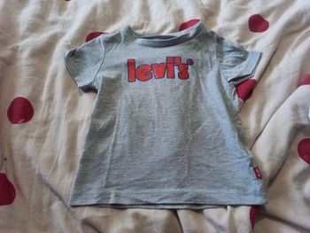 T-shirt levi's