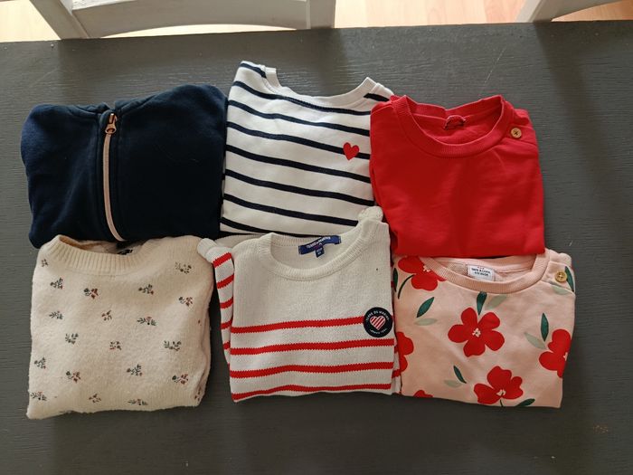 Lot vêtements fille 4 ans - photo numéro 9