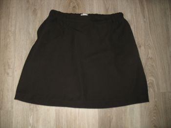 JUPE COURTE NOIRE "U COLLECTION" - TAILLE 42 - n°06