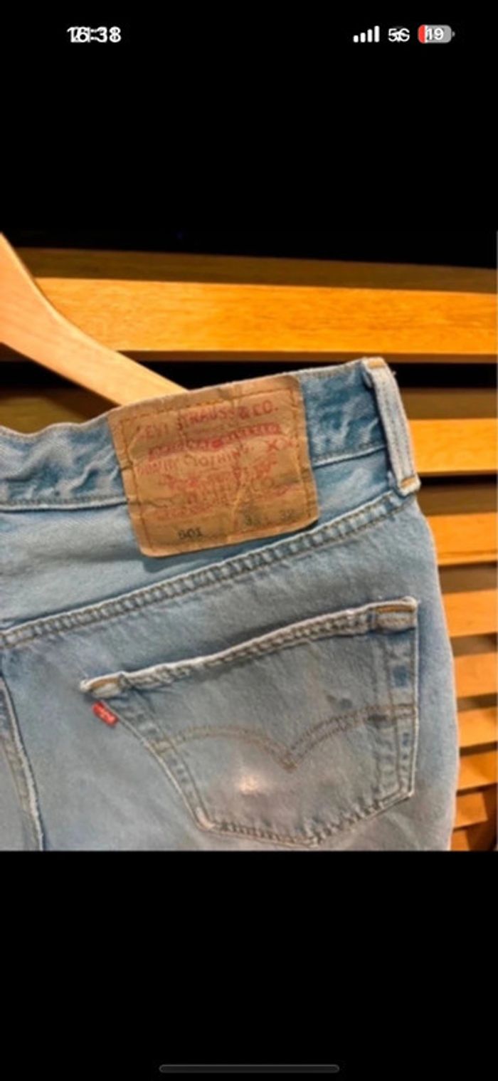 Short en jean Levi’s femme - Taille 33 vintage - photo numéro 6