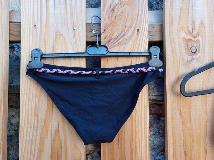 Jolie bikini violet et noir Rae - photo numéro 9