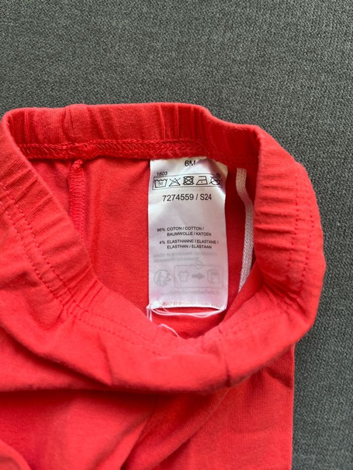 Legging rouge 6 mois - photo numéro 4