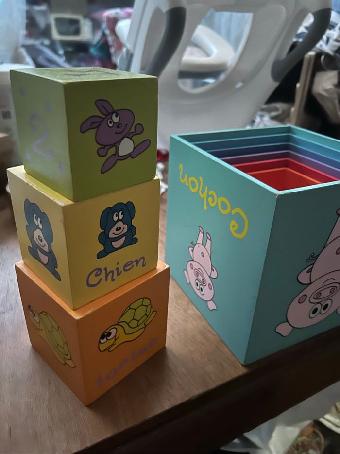 Cube à emboîter et empiler en bois - photo numéro 5