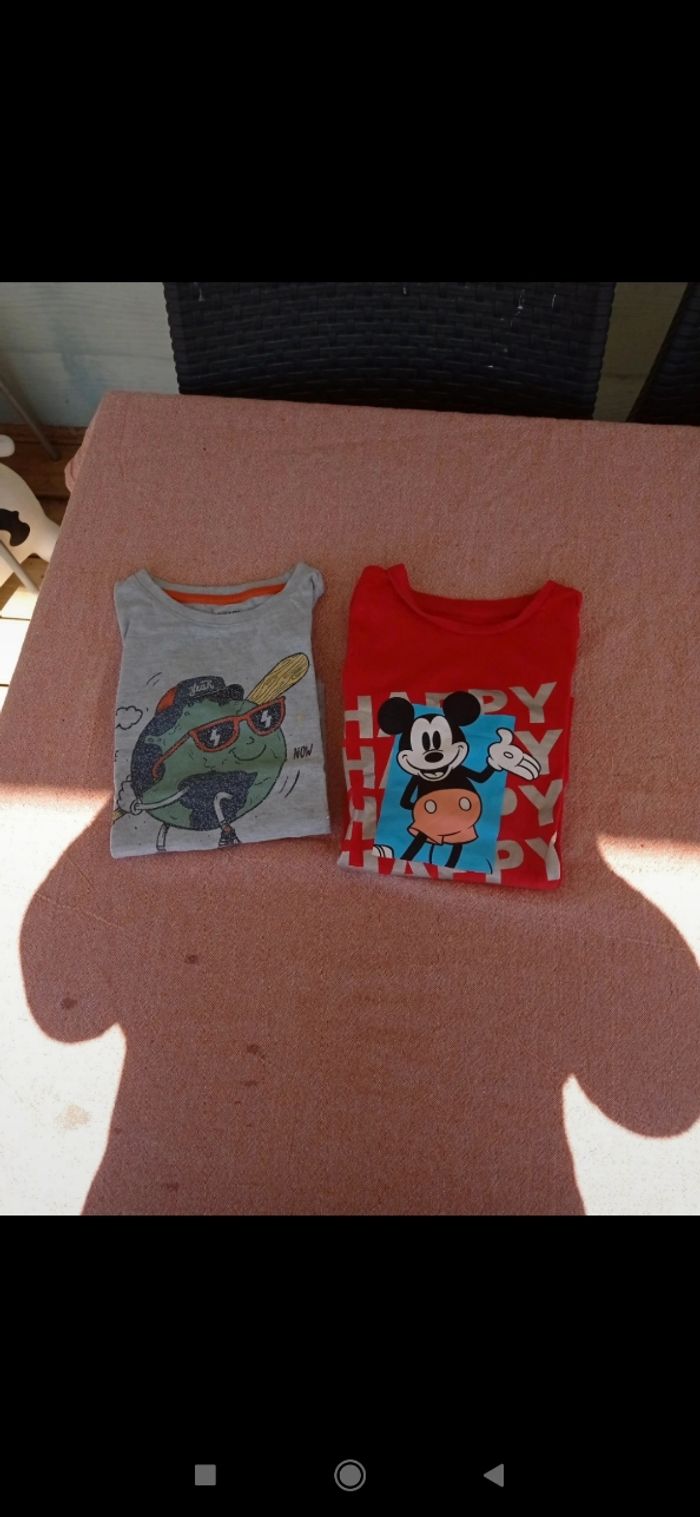 2 t-shirts manches longues