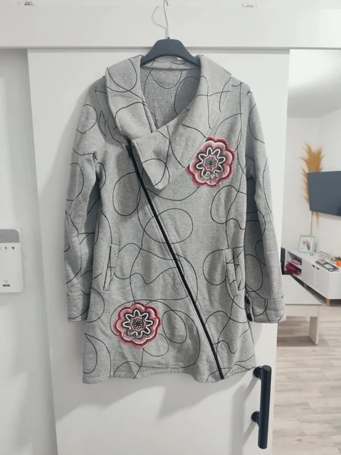 Sobrecamisa con cierre asimétrico ideal