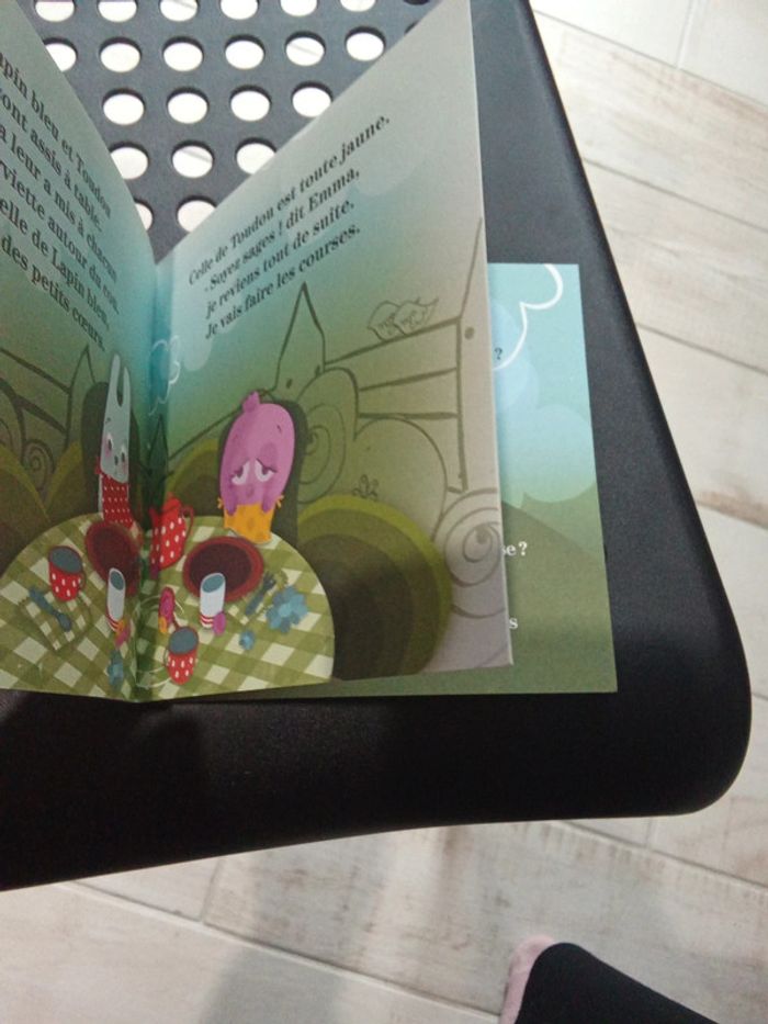 Livre, Emma invite ses amis - photo numéro 5