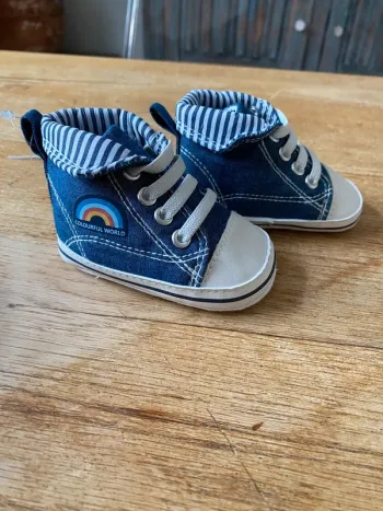 Chaussures Orchestra taille 18