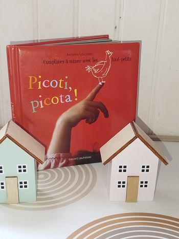 📚 Bayard Jeunesse Livre Picoti Picota Comptines à mimer