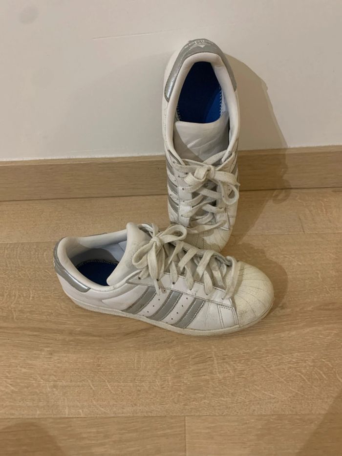 Adidas superstar 40
