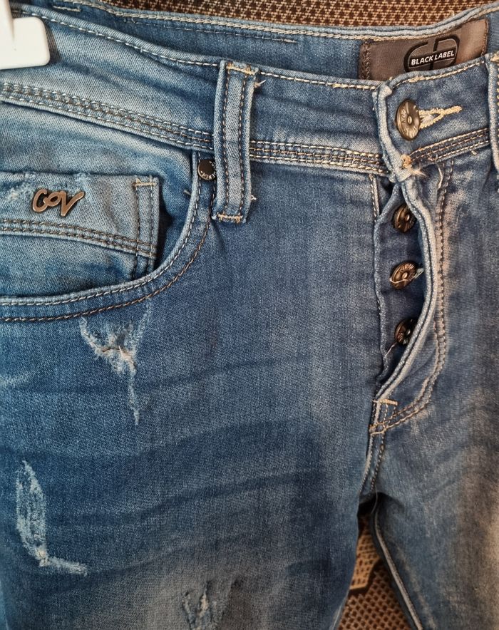 Jean bleu taille 28 comme neuf - photo numéro 3