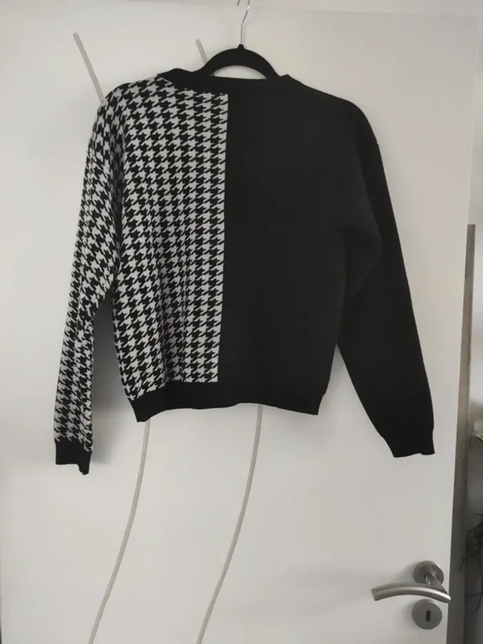 Pull noir Taille S shein - photo numéro 4
