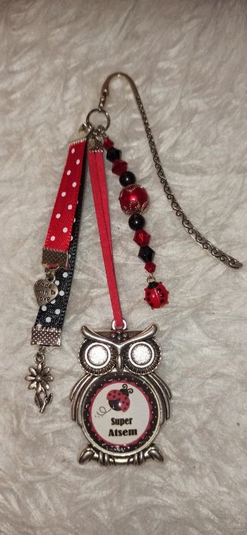 Cadeau atsem, bijoux de sac ou marque page " super atsem"