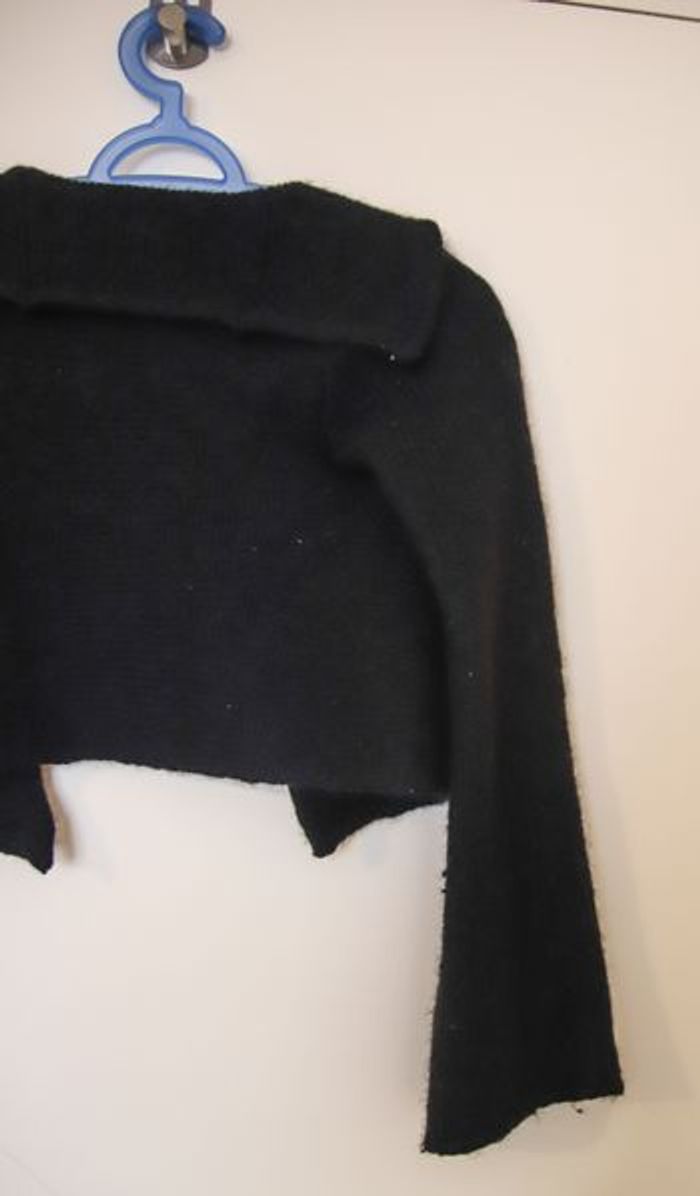 Veste courte en laine avec col et attache - photo numéro 4