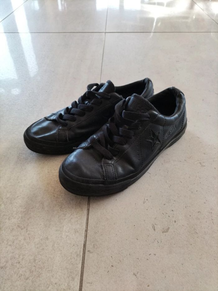 Converse noires one star