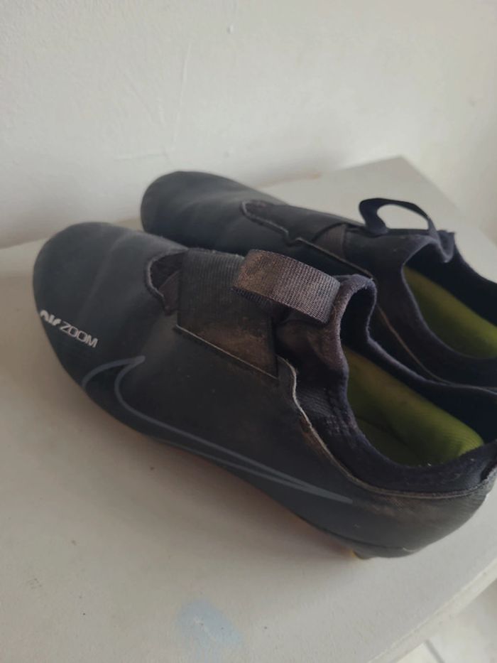 👟Crampons foot Nike taille 33👟 - photo numéro 3