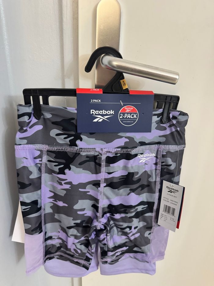 Lot 2 shorts fille reebok 9-10. Ans - photo numéro 8