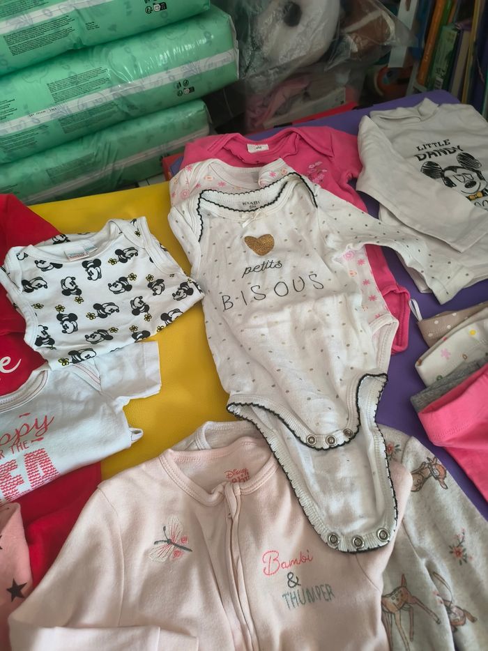 Lot bébé fille 6 mois - photo numéro 9