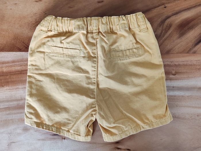 Short jaune foncé - photo numéro 2
