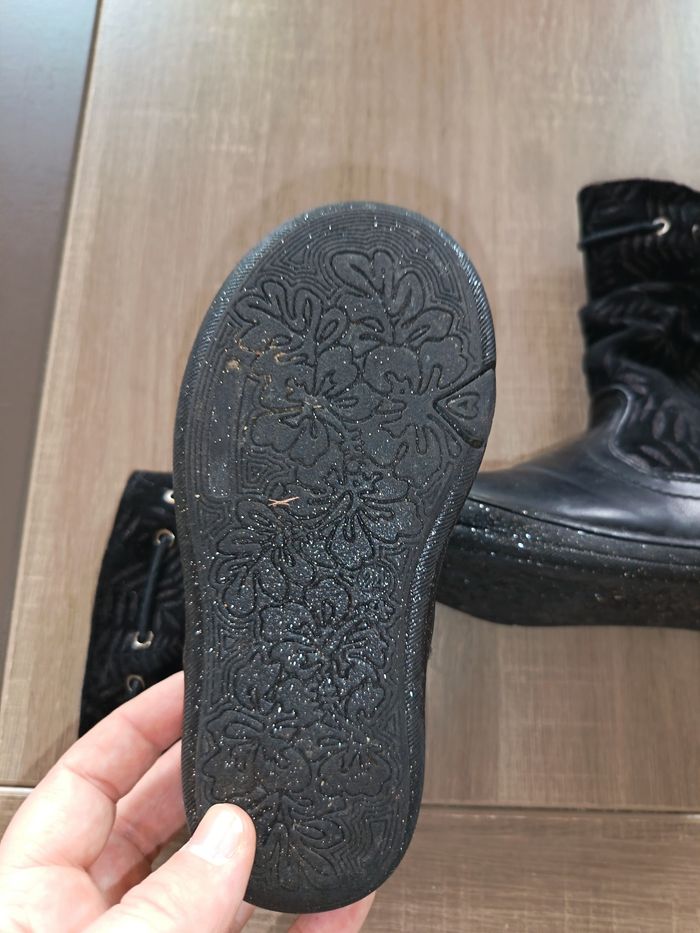 Bottines taille 24 - photo numéro 2