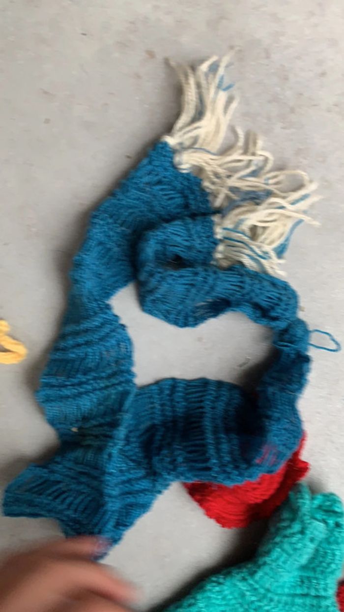 Lot accessoires vêtement poupée barbie tricoté - photo numéro 11