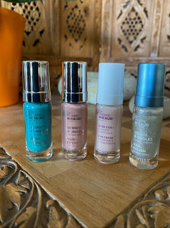 Lot de 3 vernis pierre ricaud et 1 base 2 en 1