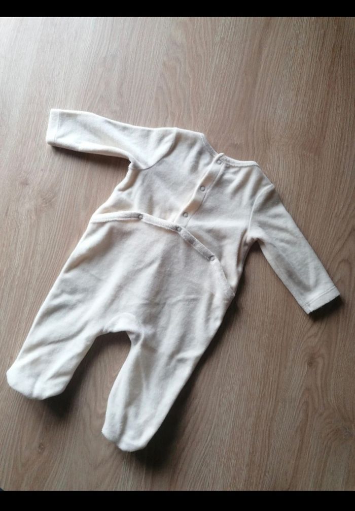 Lot de deux pyjamas velours 6 mois - photo numéro 8